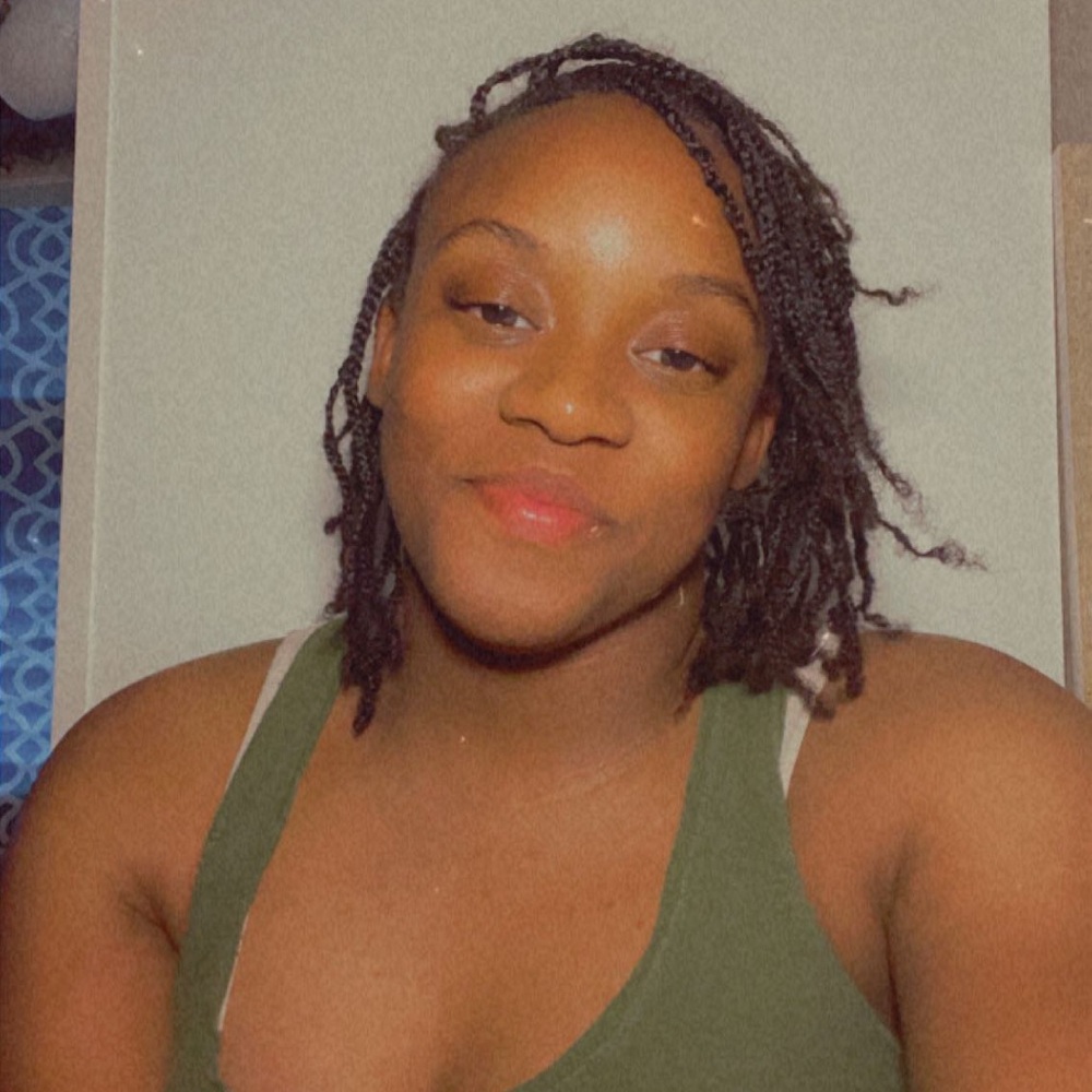 Meet your Posher, Reesa - Picture 3 of 4